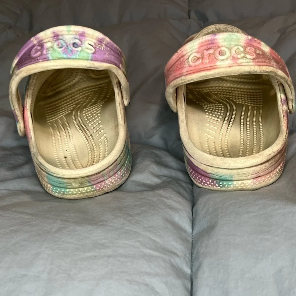 Pre-worn Girls Crocs Size 1 Tye-dye - Picture 5 of 9